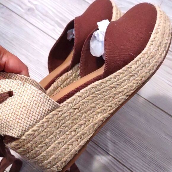(61-3729) Amazon Essentials Women's Mid Wedge Espadrille Sz 8 - Picture 8 of 9